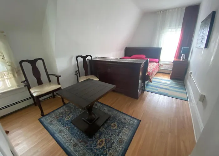Classical American Homestay House